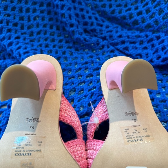 COACH - Quentin Slip-on Crisscross Crochet Sandals. Size 7.5, no box - Picture 5 of 6